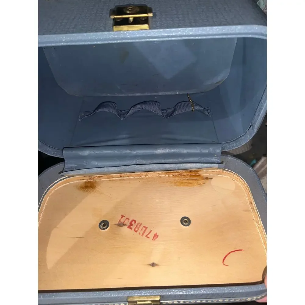 Vintage 1950s Starline Blue Train Case Vanity Cosmetic Luggage MCM Baltimore